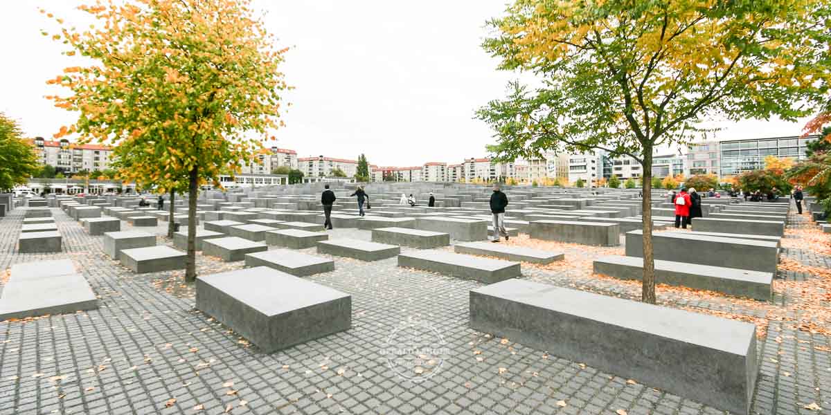 20080929 Denkmal fuer die ermordeten Juden Europas in Berlin © Gerald Langer 1 1 - Gerald Langer