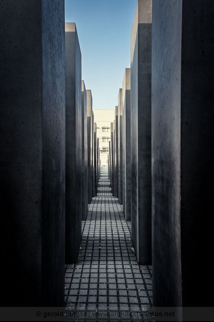 20110228 Berlin Holocaust Dankmal © Gerald Langer 6 - Gerald Langer