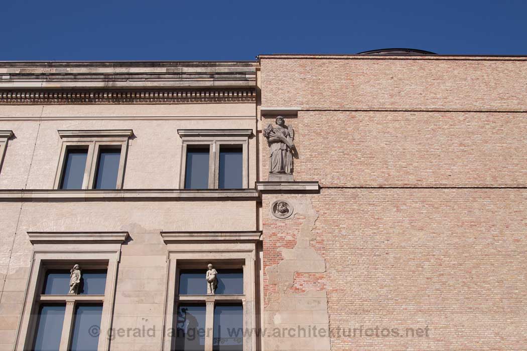 20110301 Berlin Museumsinsel Architektur © Gerald Langer 32 IMG 9108 - Gerald Langer